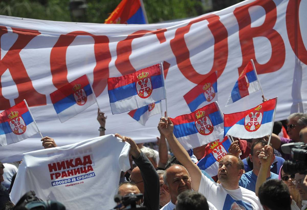 Полномасштабного конфликта в Косове удалось избежать, заявил президент Сербии Александр Вучич