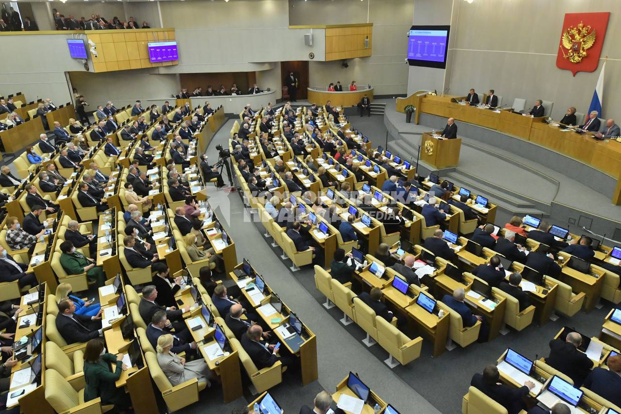Госдума одобрила сокращение на 120 млрд рублей расходов на науку и гражданскую промышленность